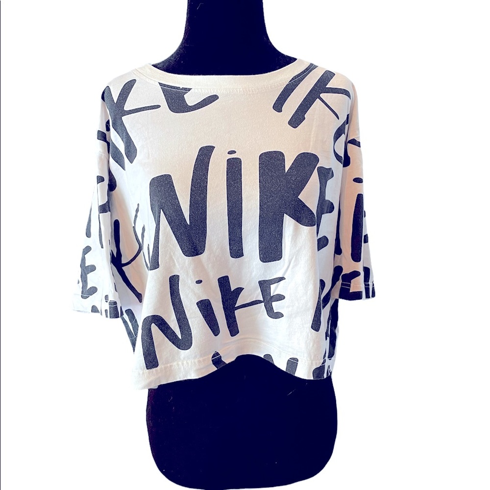 Nike athletic tee